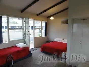 Jack & Di'S Lakefront Motel 罗托鲁阿