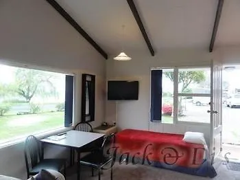 ***  Jack & Di'S Lakefront Motel 罗托鲁阿 新西兰